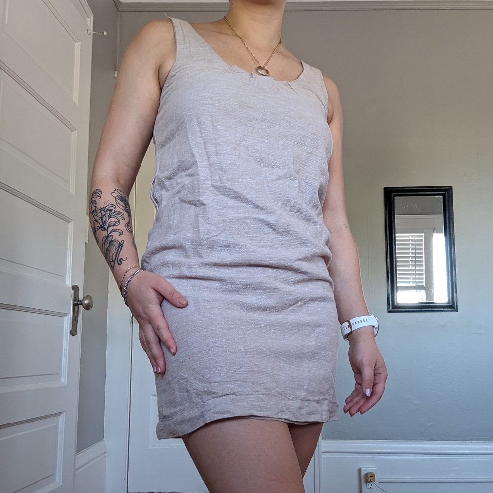 Body Central beige mini dress size Small